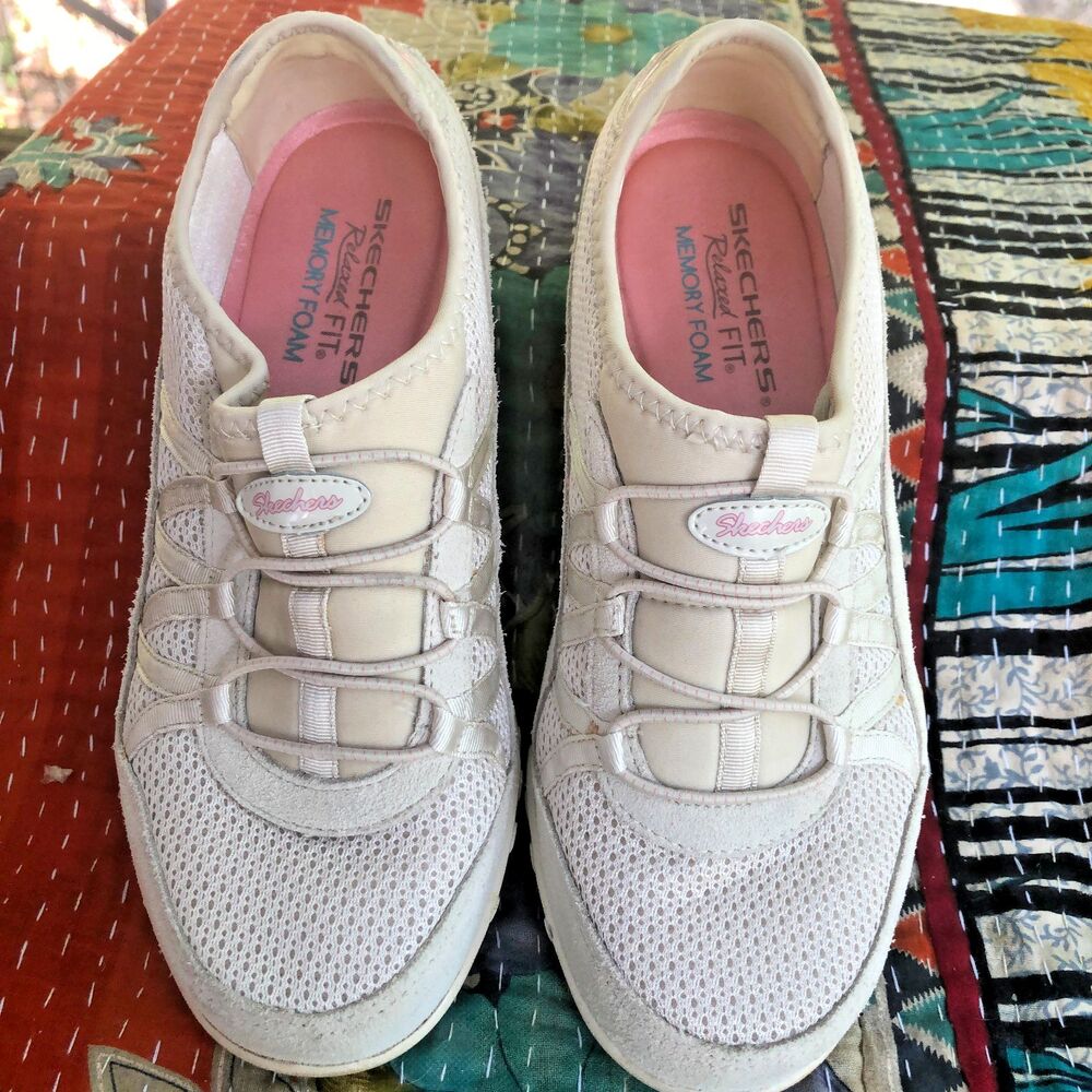 Skechers Women’s Relaxed Fit Memory Foam Sporty Slip-On Sz 6.5 22463 ivory pink